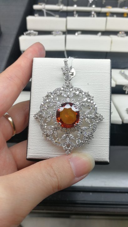 จี้บุษราคัม PG08